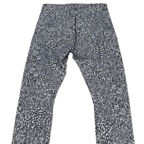 Lululemon InStill High-Rise Tight 28" In Warped Grain Alpine White Black Size 10 - Picture 7 of 8